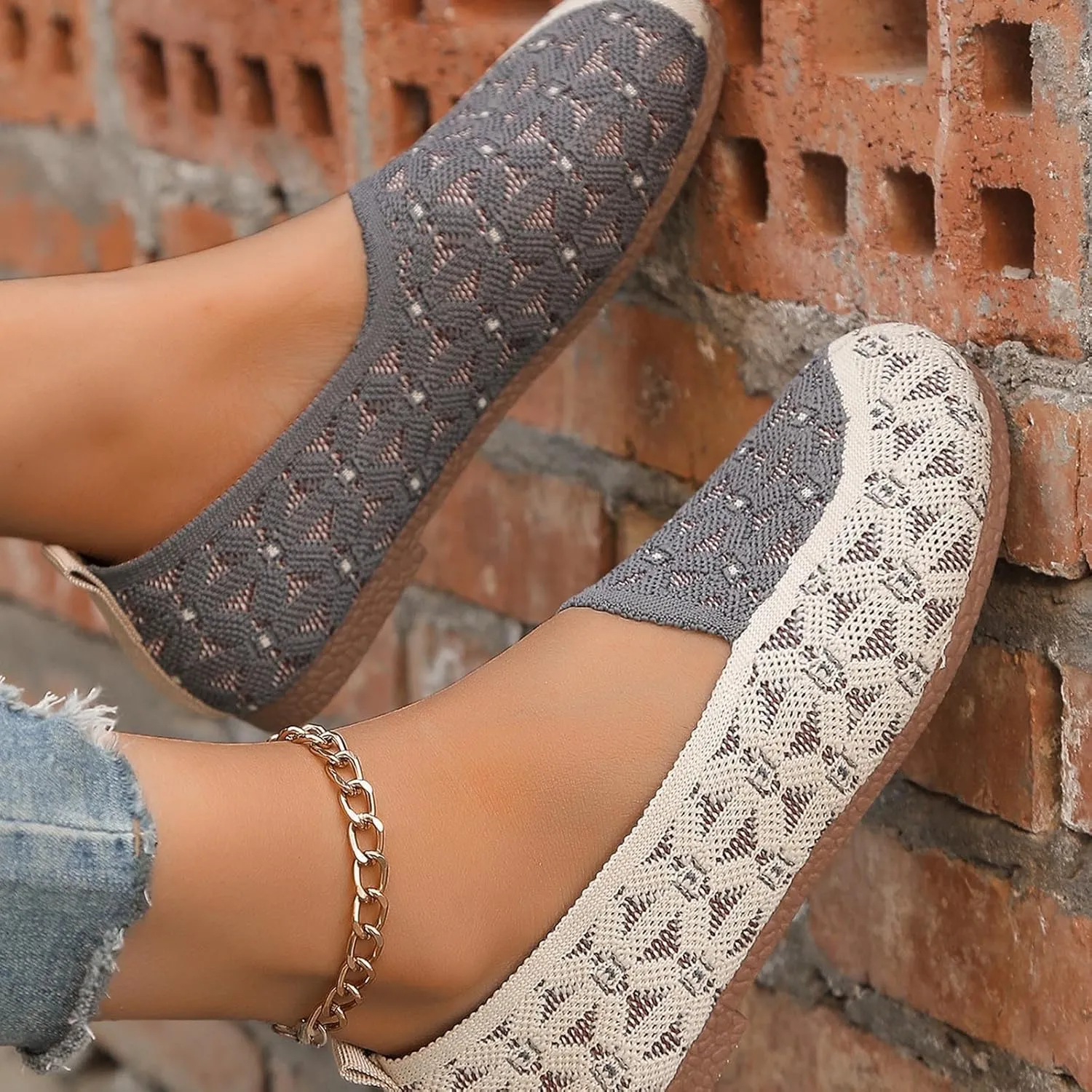 Women's Flying Weave Flat Shoes Retro Fashion Hollow Walking Shoes Casual Mesh One Stirrup Breathable Single Shoes