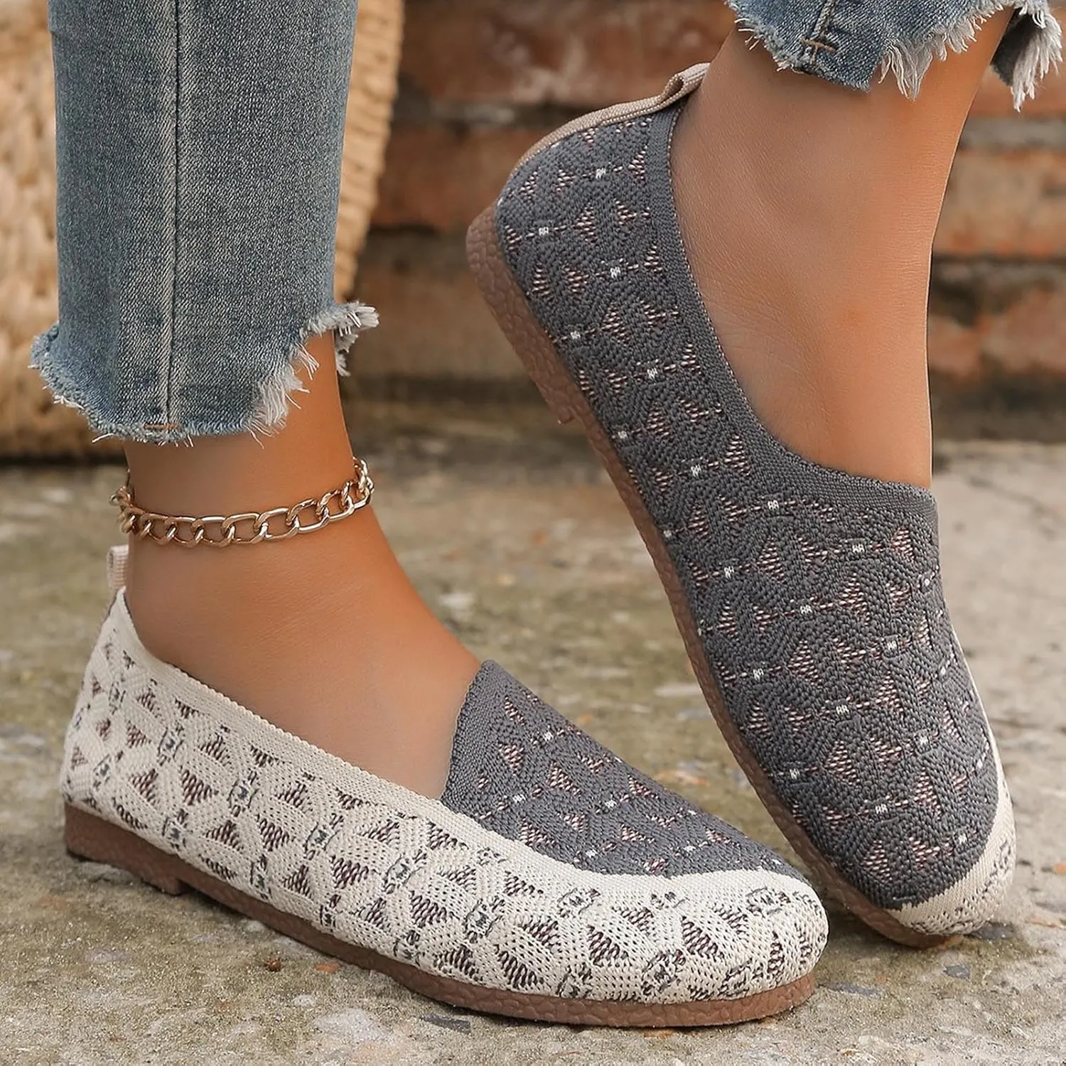 Women's Flying Weave Flat Shoes Retro Fashion Hollow Walking Shoes Casual Mesh One Stirrup Breathable Single Shoes