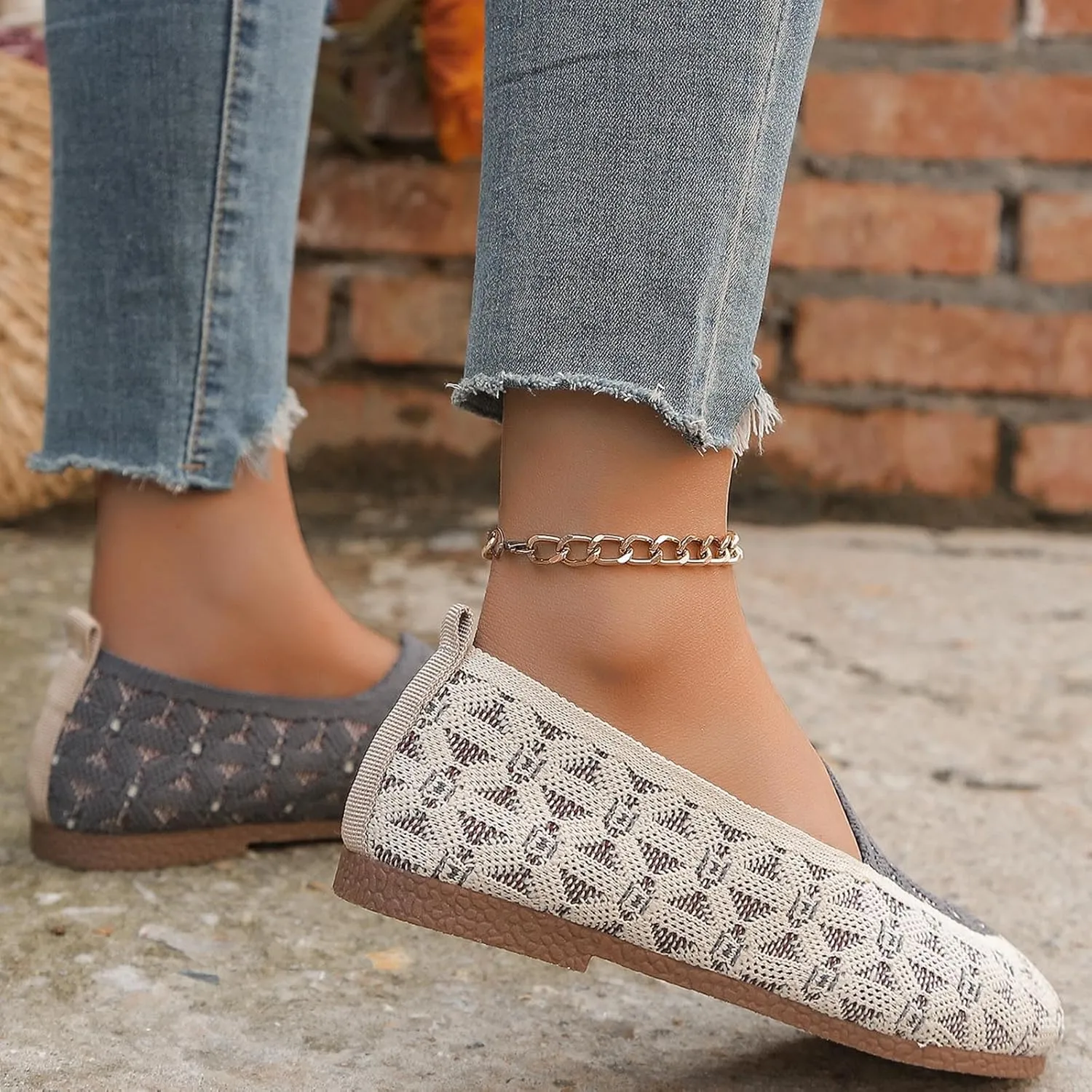 Women's Flying Weave Flat Shoes Retro Fashion Hollow Walking Shoes Casual Mesh One Stirrup Breathable Single Shoes